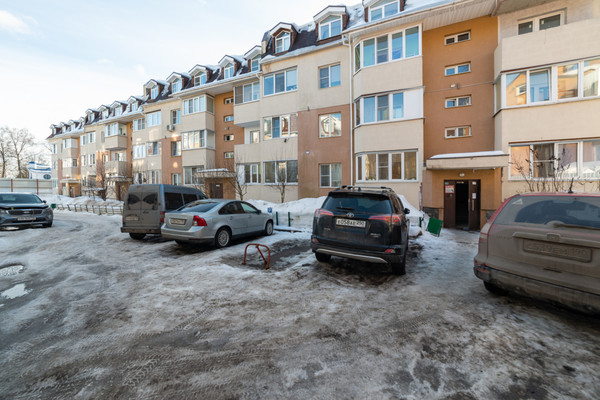 Продам однокомнатную (1-комн.) квартиру, Варшавское ш, 68, Бородино д