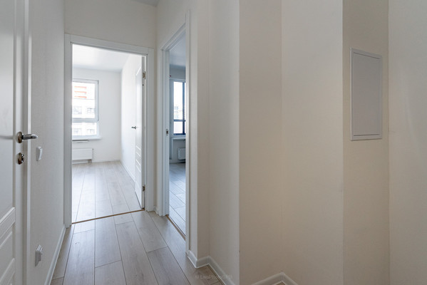 Продам однокомнатную (1-комн.) квартиру, Среднерогатская ул, 11к2, Санкт-Петербург г