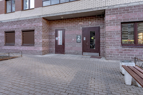 Продам однокомнатную (1-комн.) квартиру, Среднерогатская ул, 11к2, Санкт-Петербург г