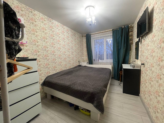 Продам двухкомнатную (2-комн.) квартиру, Новая ул, 7, Октябрьский рп