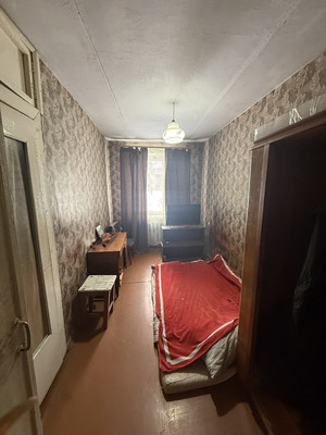 Продам трехкомнатную (3-комн.) квартиру, Вокзальная ул, 3А, Пустоши п