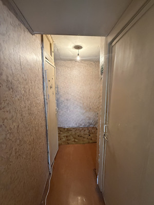 Продам трехкомнатную (3-комн.) квартиру, Вокзальная ул, 3А, Пустоши п