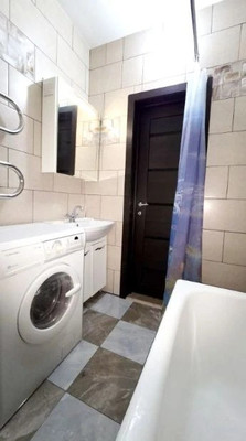 Продам однокомнатную (1-комн.) квартиру, Конгрессная ул, 27, Краснодар г