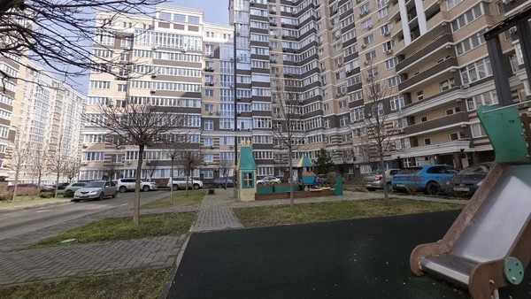 Продам однокомнатную (1-комн.) квартиру, Конгрессная ул, 27, Краснодар г