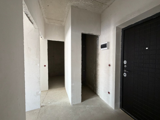 Продам трехкомнатную (3-комн.) квартиру, Западный Обход ул, 39/2к5, Краснодар г