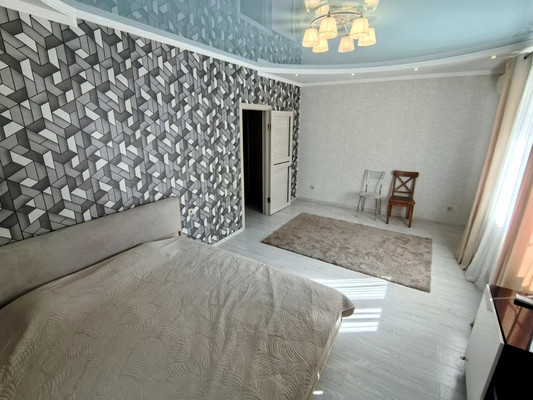 Продам однокомнатную (1-комн.) квартиру, Лазурная ул, 14, Анапа г