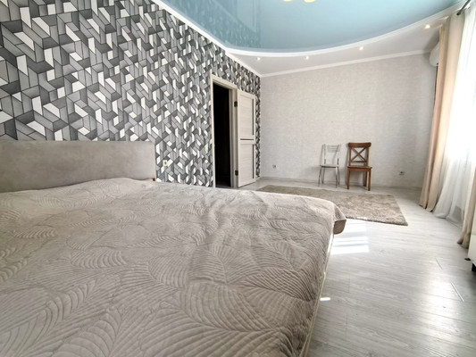 Продам однокомнатную (1-комн.) квартиру, Лазурная ул, 14, Анапа г