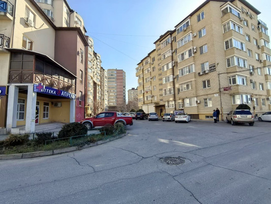 Продам однокомнатную (1-комн.) квартиру, Лазурная ул, 14, Анапа г