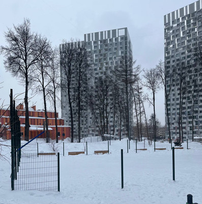 Продам трехкомнатную (3-комн.) квартиру, Революции ул, 52кВ, Пермь г