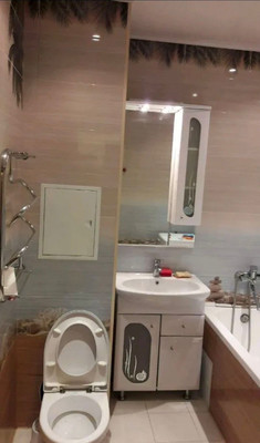 Продам двухкомнатную (2-комн.) квартиру, Ясная ул, 7, Апрелевка г