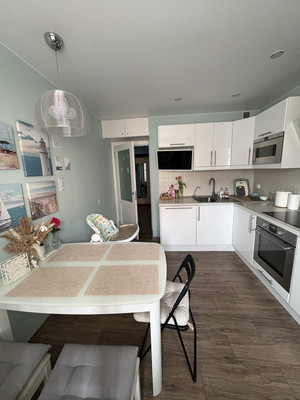 Продам двухкомнатную (2-комн.) квартиру, Новая ул, 7, Мурино п