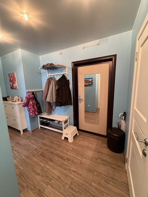 Продам двухкомнатную (2-комн.) квартиру, Новая ул, 7, Мурино п