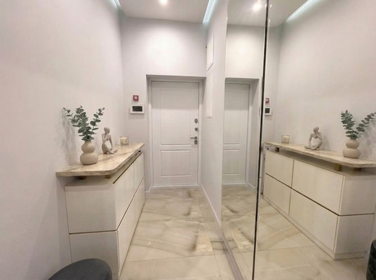 Продам трехкомнатную (3-комн.) квартиру, Шмитовский проезд, 39к2, Москва г