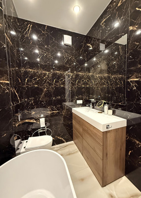 Продам трехкомнатную (3-комн.) квартиру, Шмитовский проезд, 39к2, Москва г