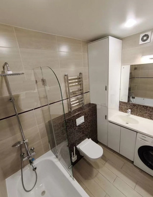 Продам двухкомнатную (2-комн.) квартиру, Мира ул, 40, Пенза г