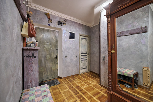 Продам трехкомнатную (3-комн.) квартиру, Студенческая ул, 30к1, Москва г