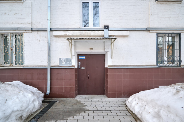 Продам трехкомнатную (3-комн.) квартиру, Студенческая ул, 30к1, Москва г