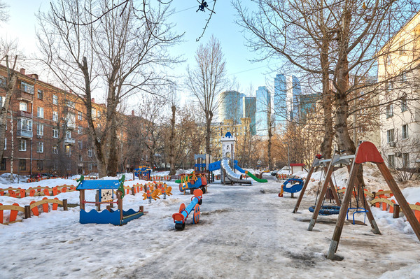 Продам трехкомнатную (3-комн.) квартиру, Студенческая ул, 30к1, Москва г