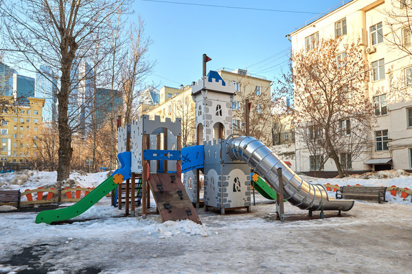 Продам трехкомнатную (3-комн.) квартиру, Студенческая ул, 30к1, Москва г