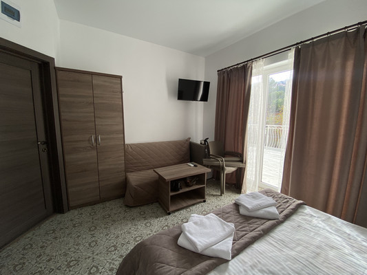 Продам однокомнатную (1-комн.) квартиру, Гагариной ул, 25/353, Утес п