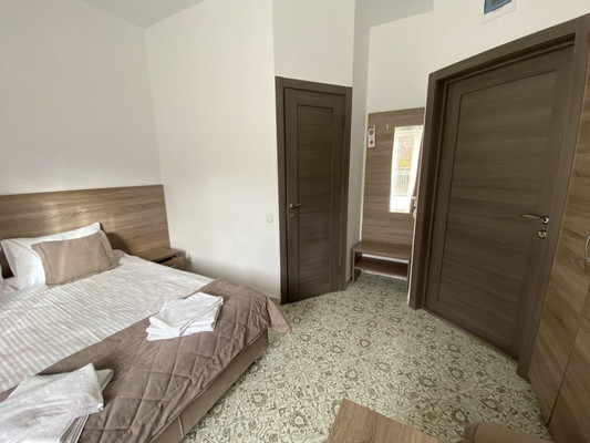 Продам однокомнатную (1-комн.) квартиру, Гагариной ул, 25/353, Утес п