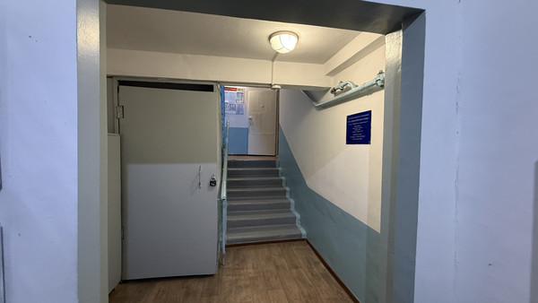 Продам трехкомнатную (3-комн.) квартиру, Воровского ул, 60, Симферополь г