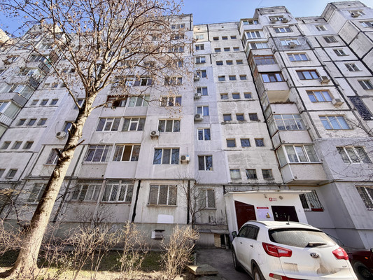 Продам двухкомнатную (2-комн.) квартиру, 60 лет Октября ул, 21, Симферополь г