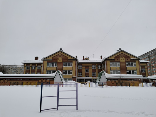 Продам трехкомнатную (3-комн.) квартиру, Кирова ул, 15, Йошкар-Ола г