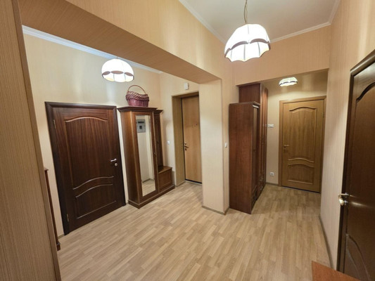 Продам многокомнатную квартиру, Годовикова ул, 5, Москва г