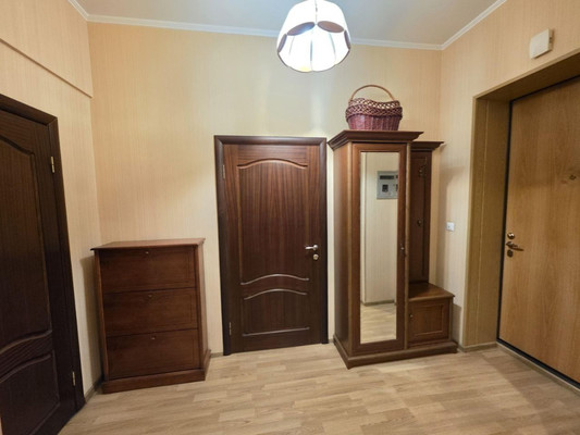 Продам многокомнатную квартиру, Годовикова ул, 5, Москва г