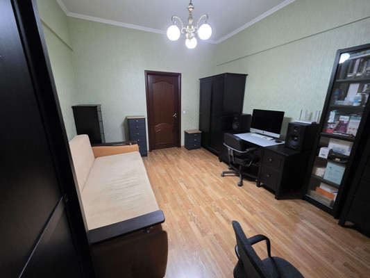 Продам многокомнатную квартиру, Годовикова ул, 5, Москва г