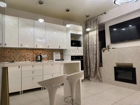 Продам однокомнатную (1-комн.) квартиру, 2-я Брестская ул, 43, Москва г