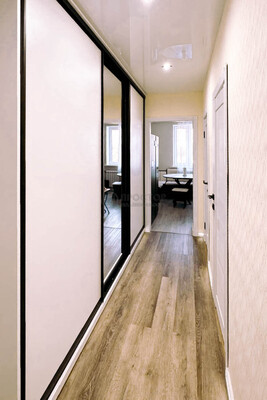 Продам трехкомнатную (3-комн.) квартиру, Варшавское ш, 143к2, Москва г