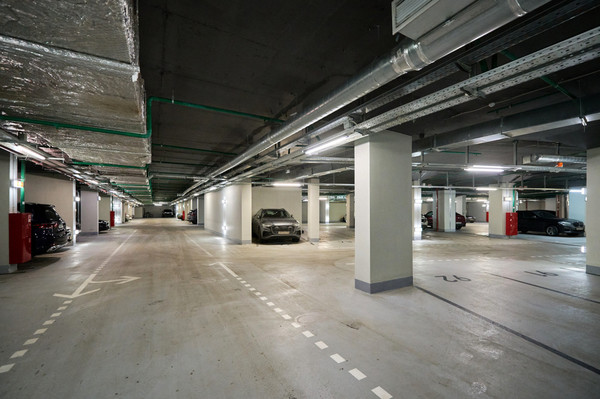 Продам трехкомнатную (3-комн.) квартиру, Народного Ополчения ул, 15к3, Москва г