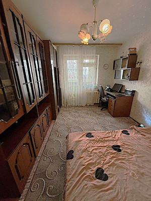 Продам двухкомнатную (2-комн.) квартиру, Парковый проезд, 6, Кузнечики п