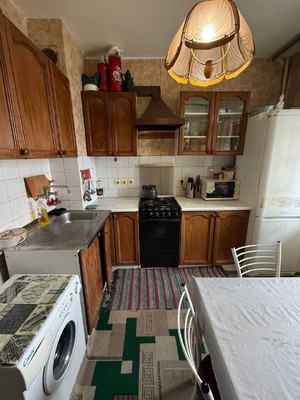 Продам двухкомнатную (2-комн.) квартиру, Парковый проезд, 6, Кузнечики п