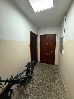 Продам двухкомнатную (2-комн.) квартиру, Парковый проезд, 6, Кузнечики п