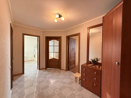 Продам двухкомнатную (2-комн.) квартиру, Машиностроителей ул, 8е, Йошкар-Ола г