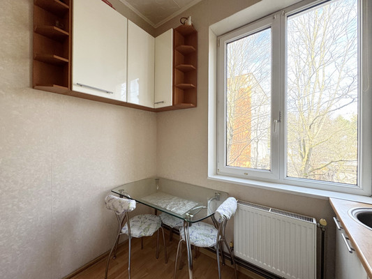 Продам двухкомнатную (2-комн.) квартиру, Советский пр-кт, 76, Калининград г