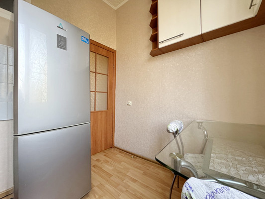 Продам двухкомнатную (2-комн.) квартиру, Советский пр-кт, 76, Калининград г