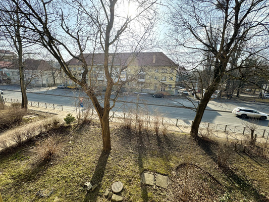 Продам двухкомнатную (2-комн.) квартиру, Советский пр-кт, 76, Калининград г