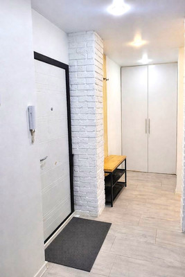 Продам двухкомнатную (2-комн.) квартиру, Артиллерийская ул, 49, Калининград г