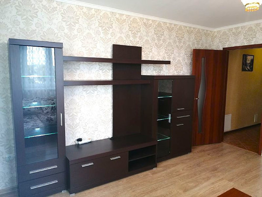 Продам однокомнатную (1-комн.) квартиру, Судостроительная ул, 87, Калининград г