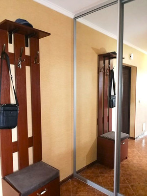 Продам однокомнатную (1-комн.) квартиру, Судостроительная ул, 87, Калининград г