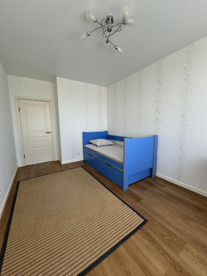 Продам двухкомнатную (2-комн.) квартиру, Согласия ул, 54, Калининград г