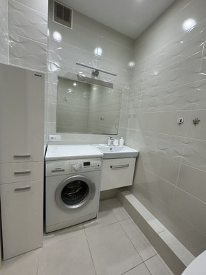 Продам двухкомнатную (2-комн.) квартиру, Согласия ул, 54, Калининград г