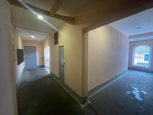 Продам двухкомнатную (2-комн.) квартиру, Щёлковский проезд, 4, Москва г