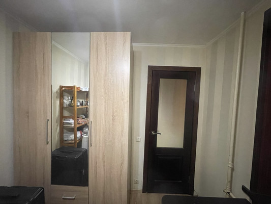 Продам двухкомнатную (2-комн.) квартиру, Бескудниковский б-р, 32к3, Москва г