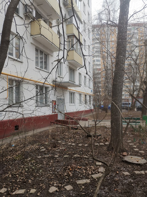 Продам двухкомнатную (2-комн.) квартиру, Бескудниковский б-р, 32к3, Москва г