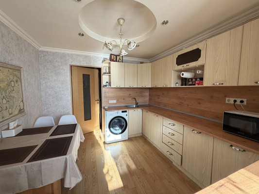 Продам двухкомнатную (2-комн.) квартиру, Звездная ул, 51, Туапсе г